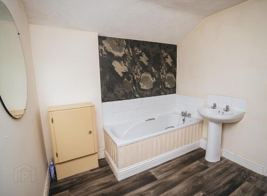 21B Queen Street, Ballymoney, BT53 6HZ