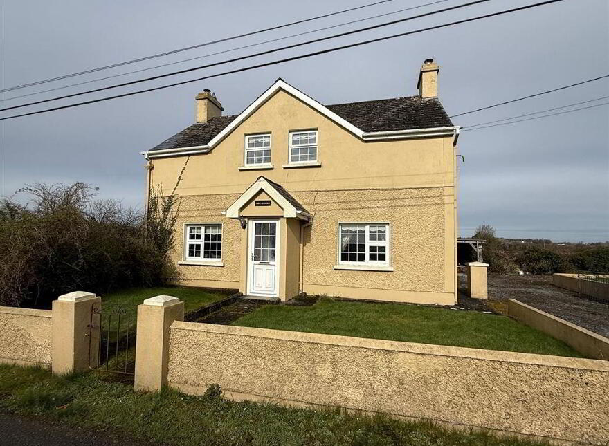 Cross Residence, Creggan, Ballaghaderreen, F45N793