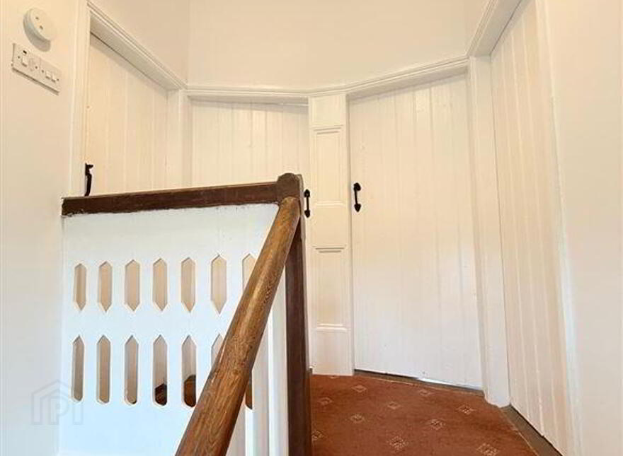 Cross Residence, Creggan, Ballaghaderreen, F45N793
