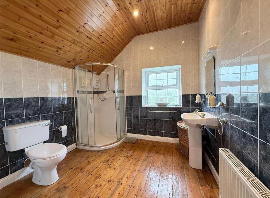 Cross Residence, Creggan, Ballaghaderreen, F45N793