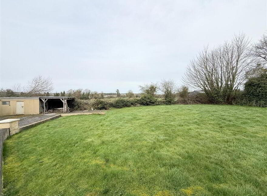 Cross Residence, Creggan, Ballaghaderreen, F45N793