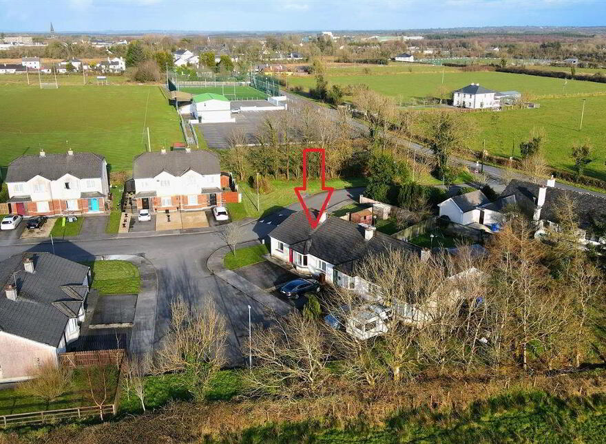 27 Priory Park, Ballaghaderreen, F45KW56