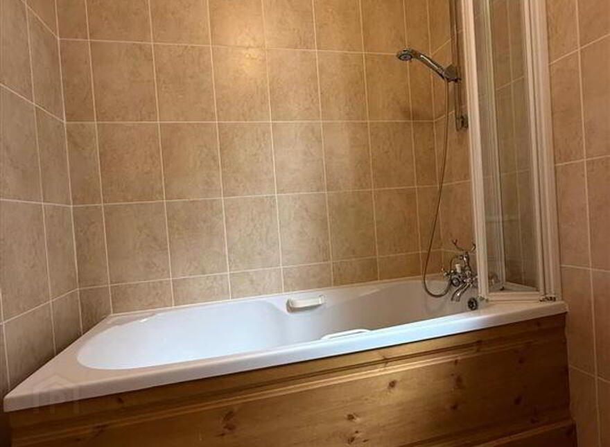 10 Fortlands, Ballaghaderreen, F45WT78