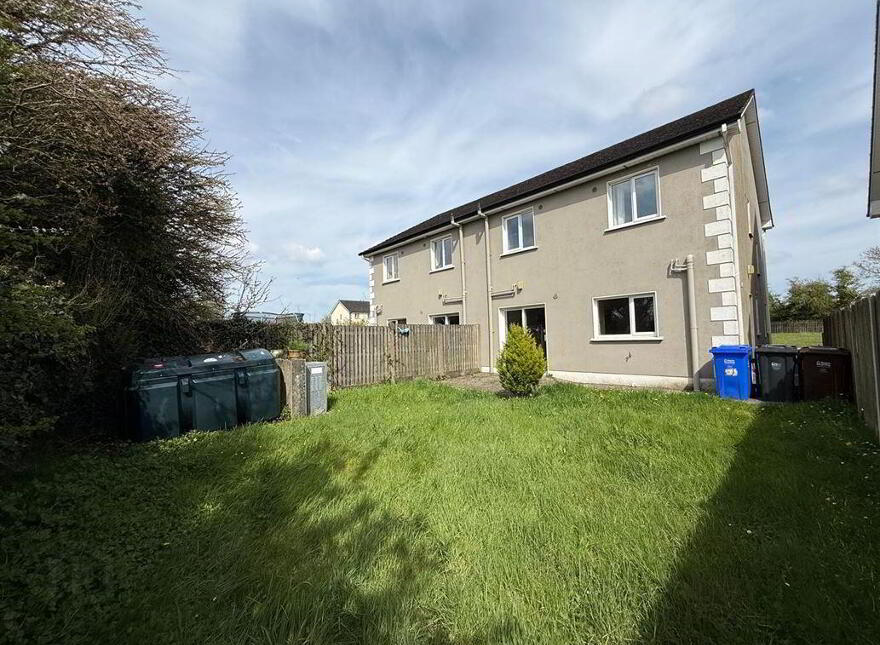 10 Fortlands, Ballaghaderreen, F45WT78