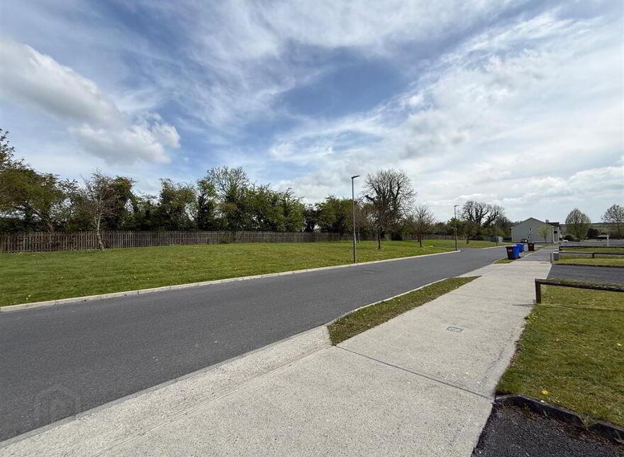 10 Fortlands, Ballaghaderreen, F45WT78