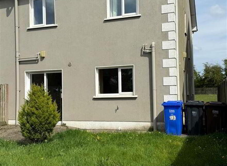 10 Fortlands, Ballaghaderreen, F45WT78