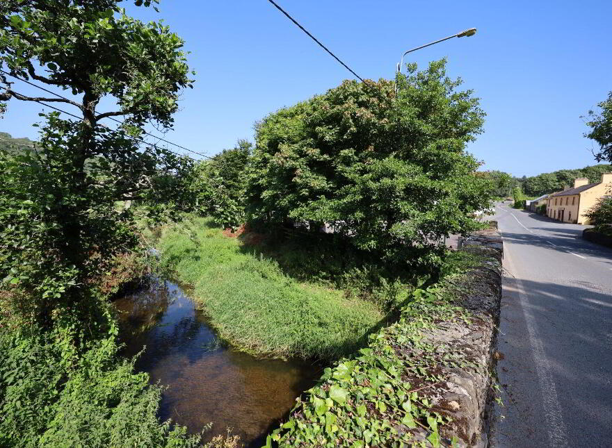 Rae An Mhionnain, Minane Bridge, P17VY57