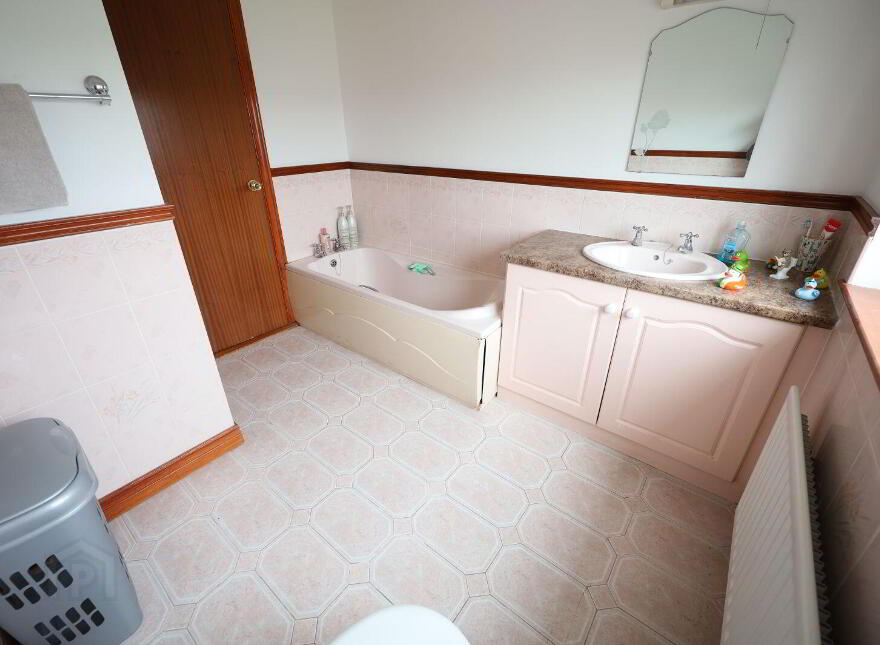 Portview, Main Street, Ringaskiddy, P43CA36