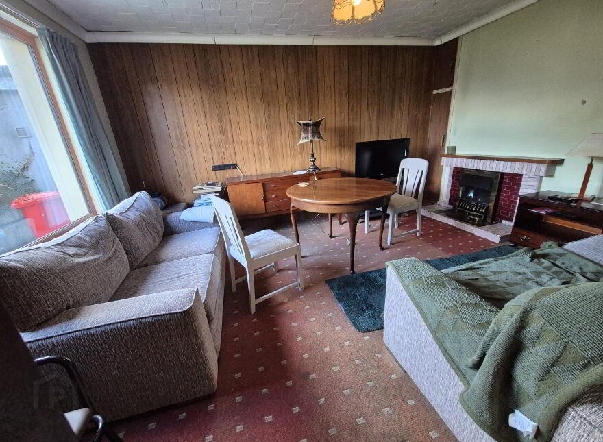 Corbiere, Hartland's Avenue, The Lough, T12F9F8