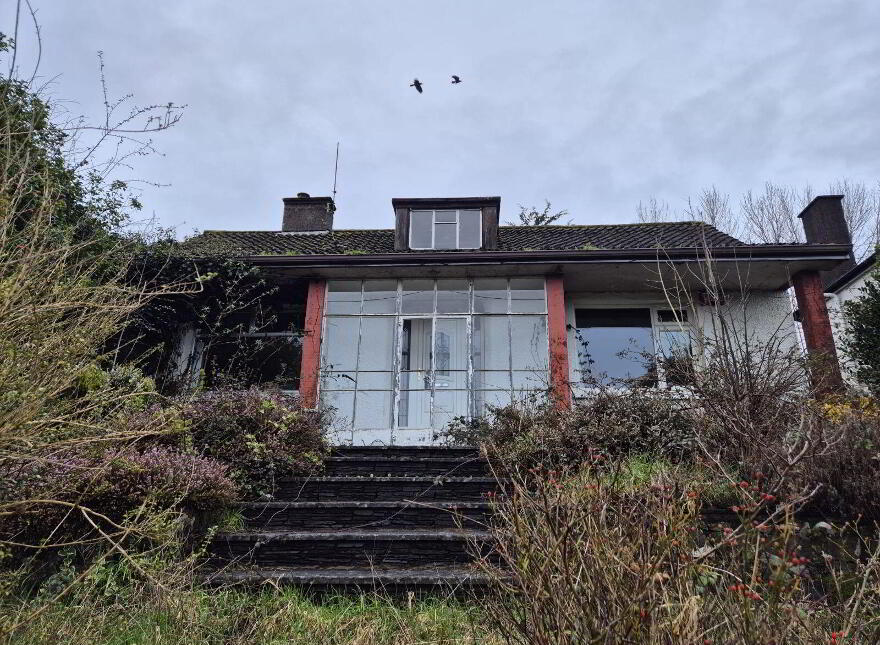 Cherryfield, Lough Villas, The Lough, T12E0C3
