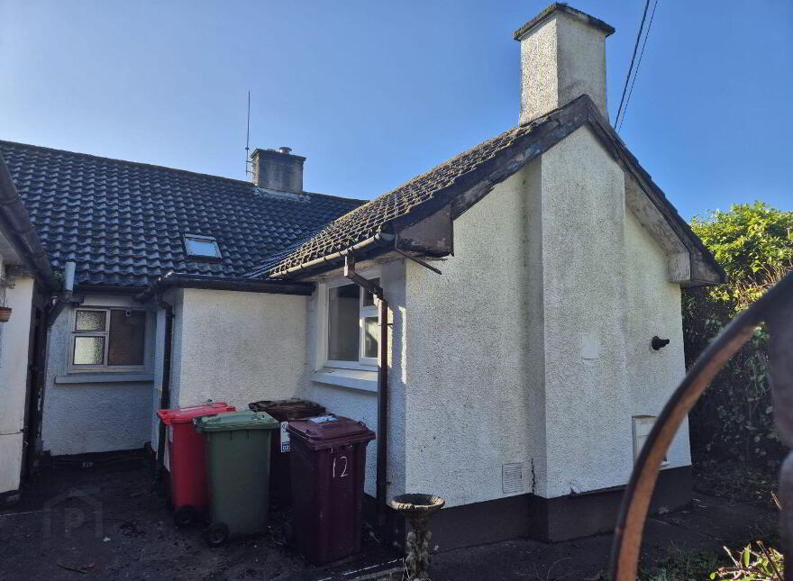 Cherryfield, Lough Villas, The Lough, T12E0C3