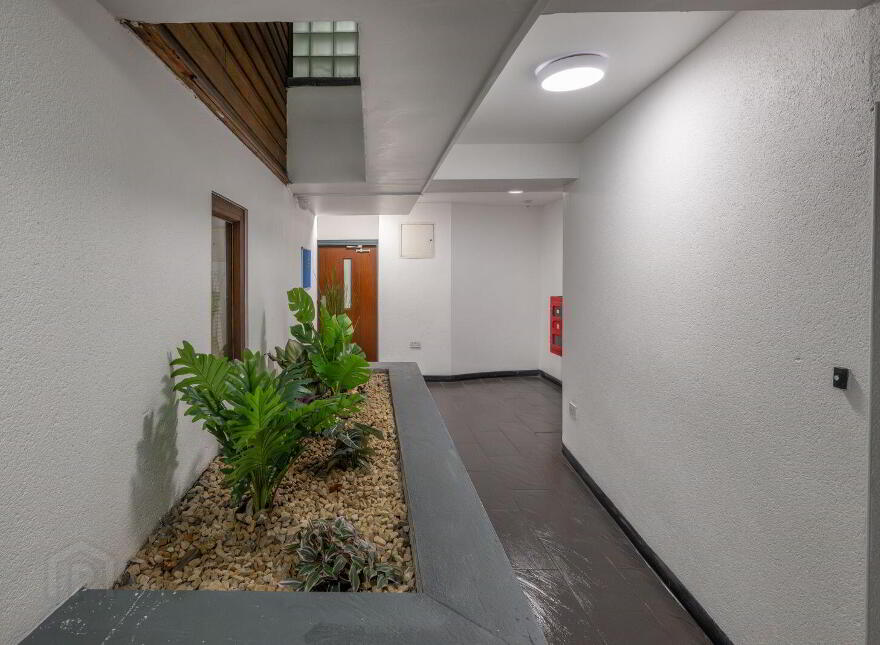 Apartment 12 Camden Court, Cork City Centre, T23F660