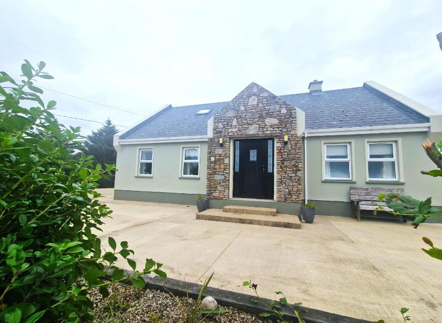 Carrickcoyle, Brinlack, F92EA06