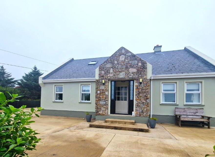 Carrickcoyle, Brinlack, F92EA06