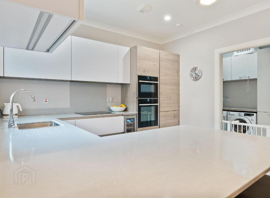 30 The Lawn, Janeville, Carrigaline, P43H953