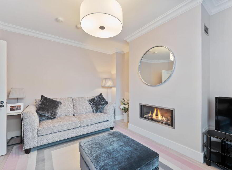 30 The Lawn, Janeville, Carrigaline, P43H953