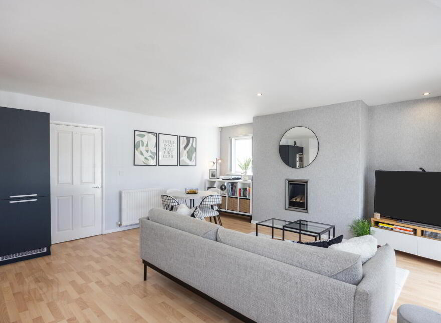 39 Millmount Lane, Dundonald, Belfast, BT16 1WN