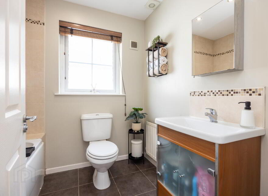 39 Millmount Lane, Dundonald, Belfast, BT16 1WN