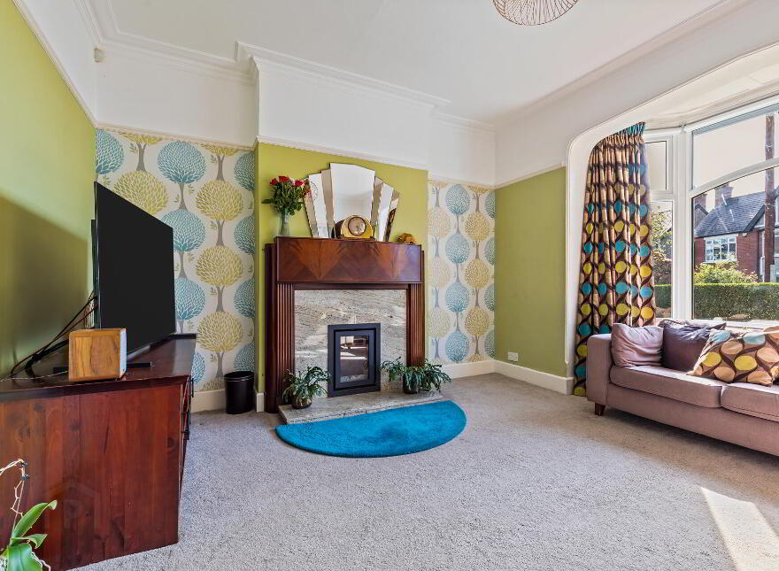 2 Cabin Hill Gardens, Belfast, BT5 7AP