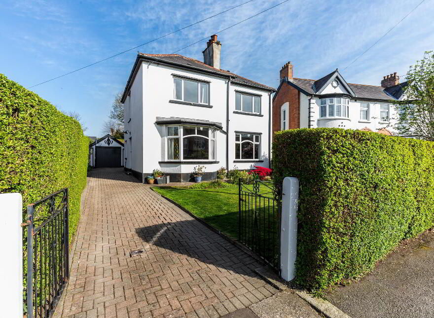 2 Cabin Hill Gardens, Belfast, BT5 7AP