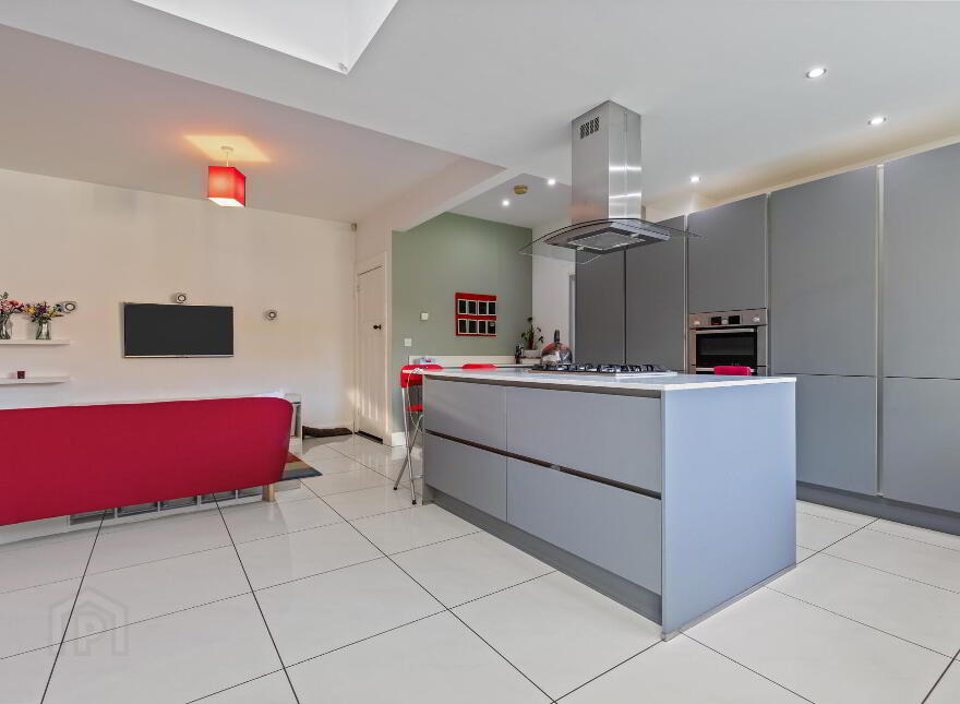 2 Cabin Hill Gardens, Belfast, BT5 7AP