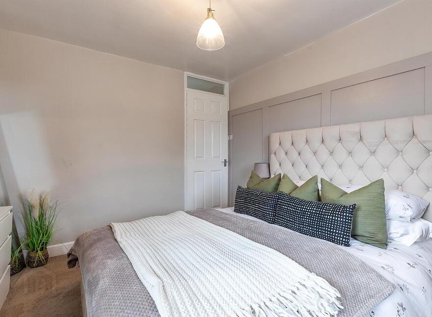 2 Glenbawn Avenue, Dunmurry, Belfast, BT17 0TL