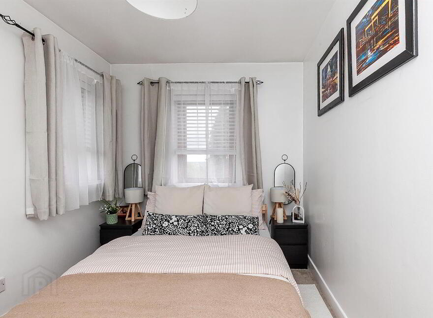 2 Glenbawn Avenue, Dunmurry, Belfast, BT17 0TL