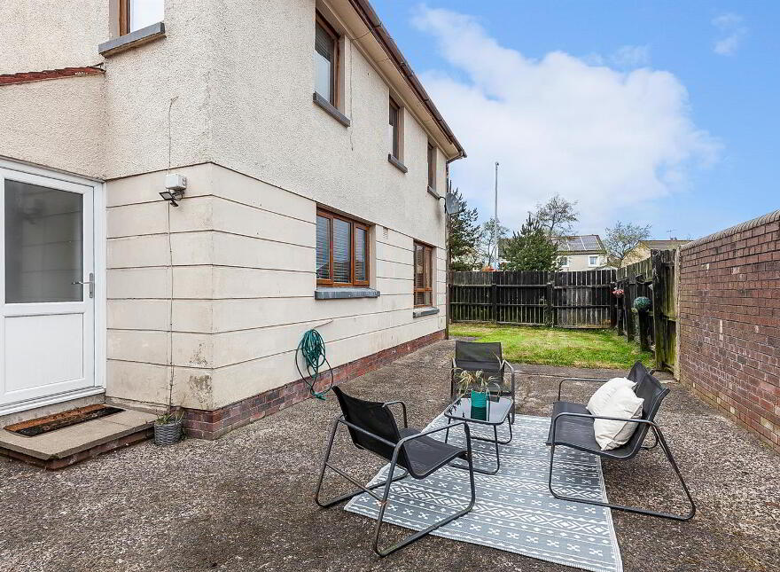 2 Glenbawn Avenue, Dunmurry, Belfast, BT17 0TL