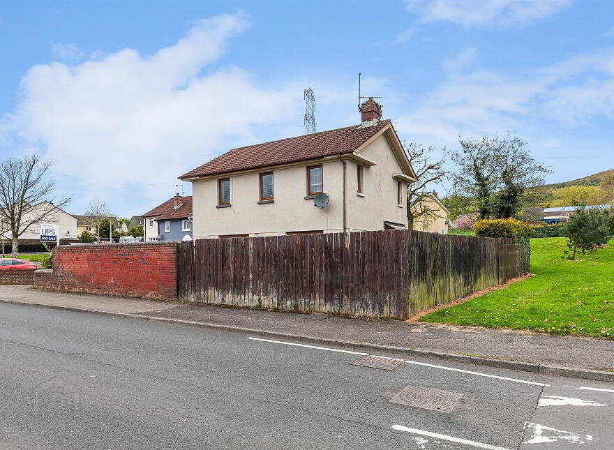 2 Glenbawn Avenue, Dunmurry, Belfast, BT17 0TL