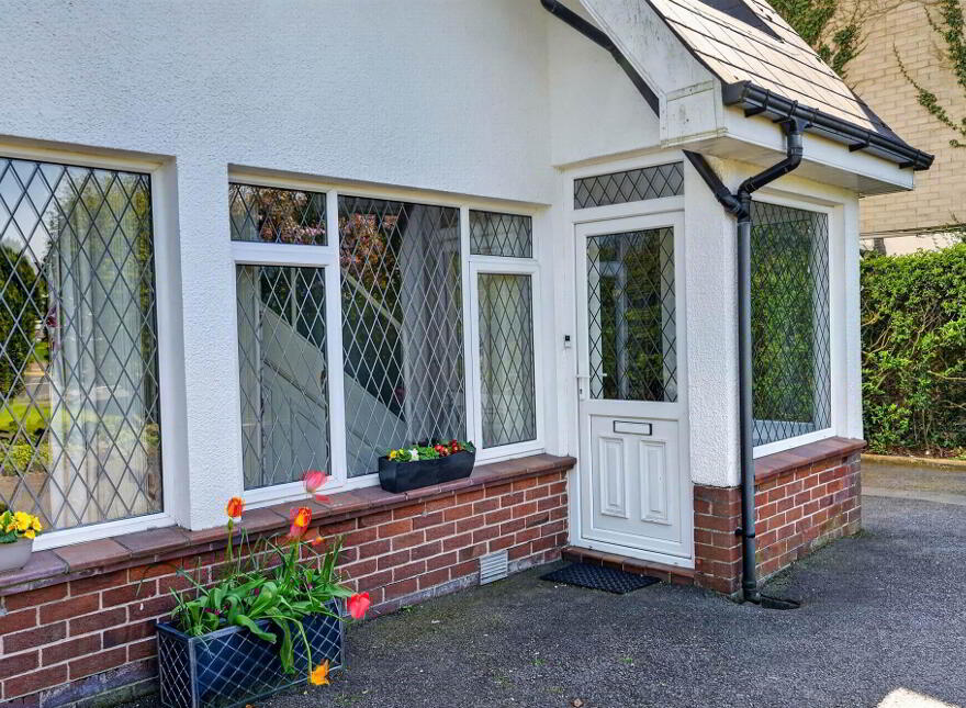 6 Ballynahinch Road, Carryduff, Belfast, BT8 8DN
