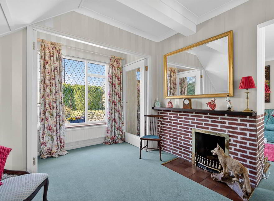 6 Ballynahinch Road, Carryduff, Belfast, BT8 8DN