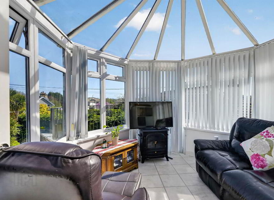 6 Ballynahinch Road, Carryduff, Belfast, BT8 8DN