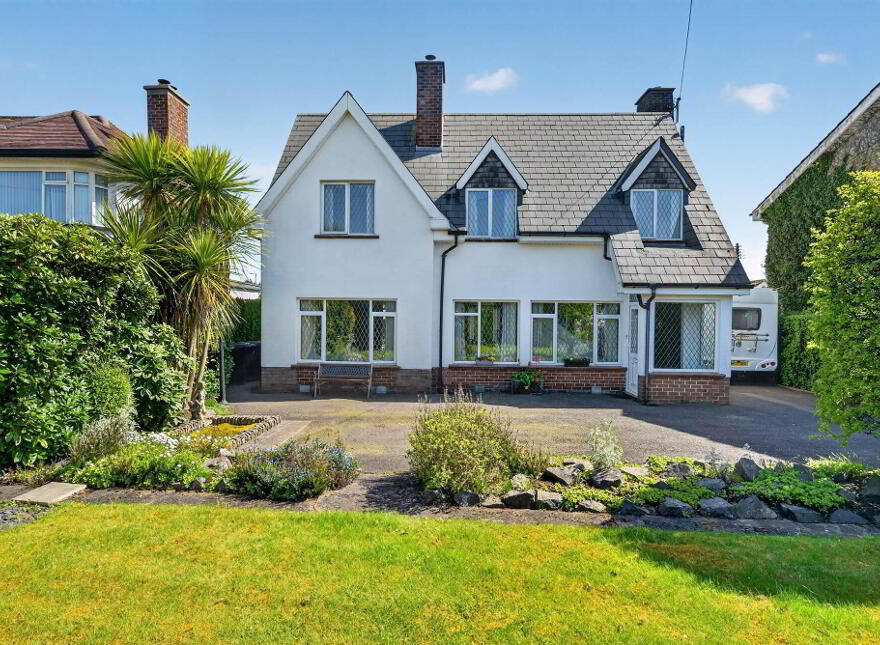 6 Ballynahinch Road, Carryduff, Belfast, BT8 8DN