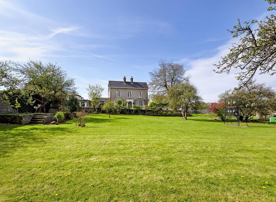 Avena House, Main Street, Ballisodare, Sligo Town, F91EF62
