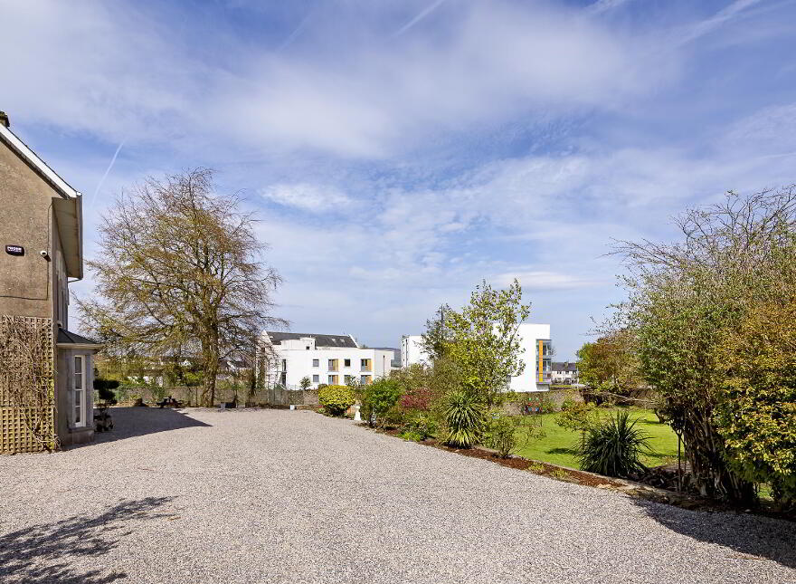 Avena House, Main Street, Ballisodare, Sligo Town, F91EF62
