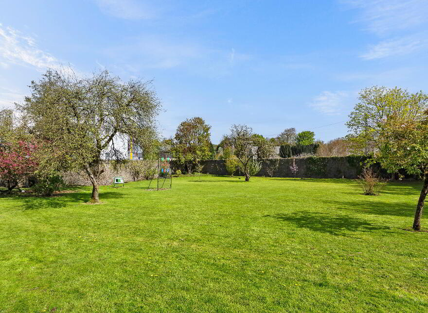 Avena House, Main Street, Ballisodare, Sligo Town, F91EF62