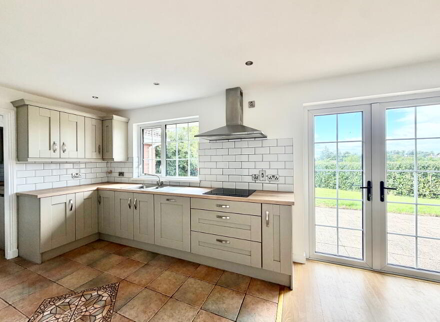 21 Richmond Park, Killyclogher, Omagh, BT79 7SJ