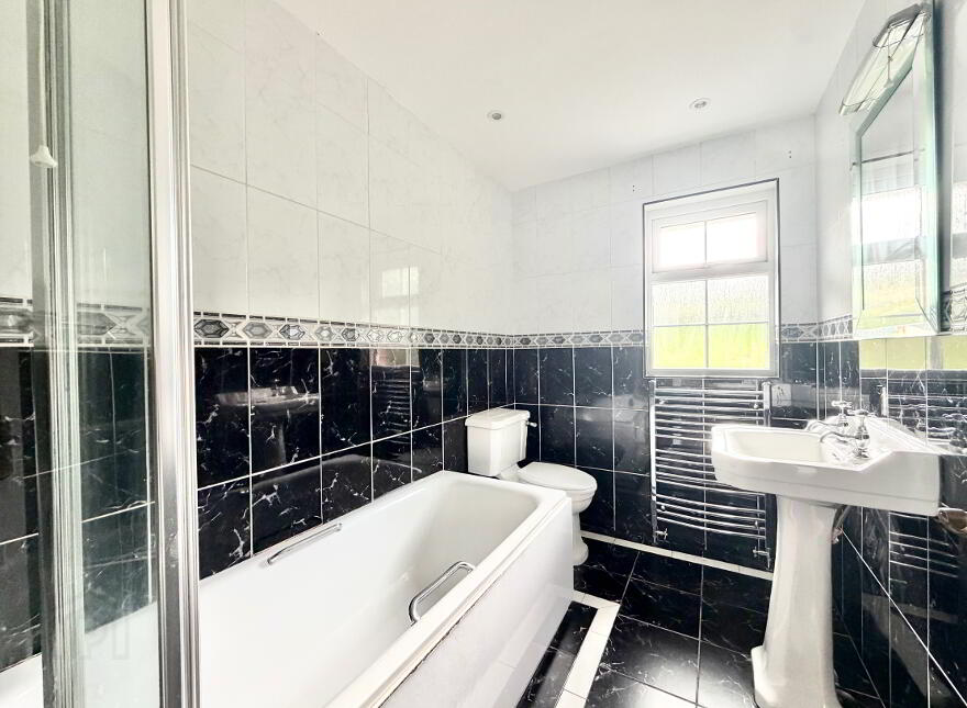 21 Richmond Park, Killyclogher, Omagh, BT79 7SJ