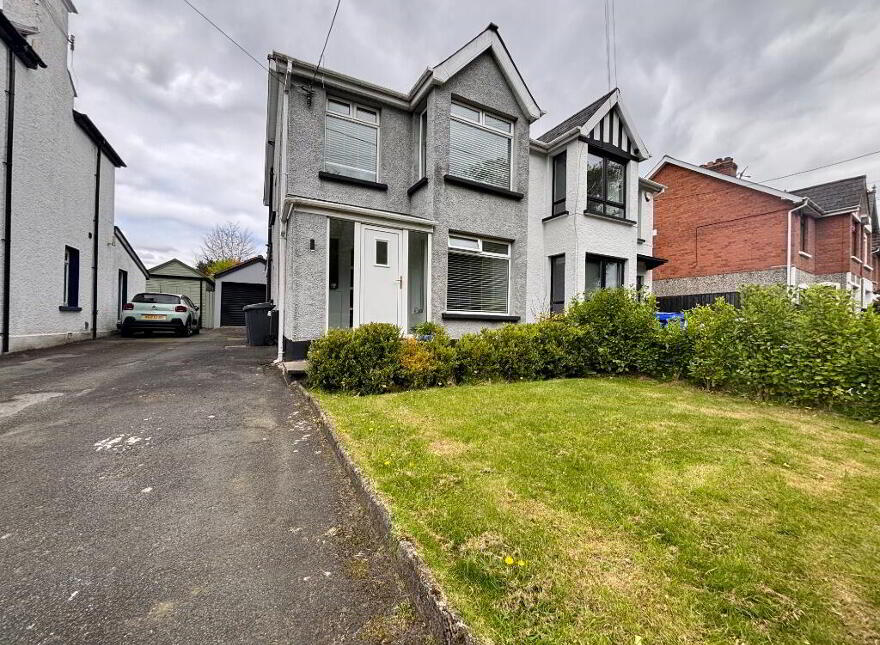 25 Galwally Avenue, Belfast, BT8 7AJ