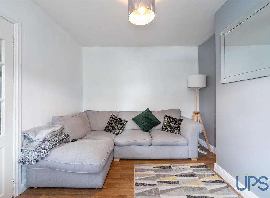 434 Springfield Road, Belfast, BT12 7DW