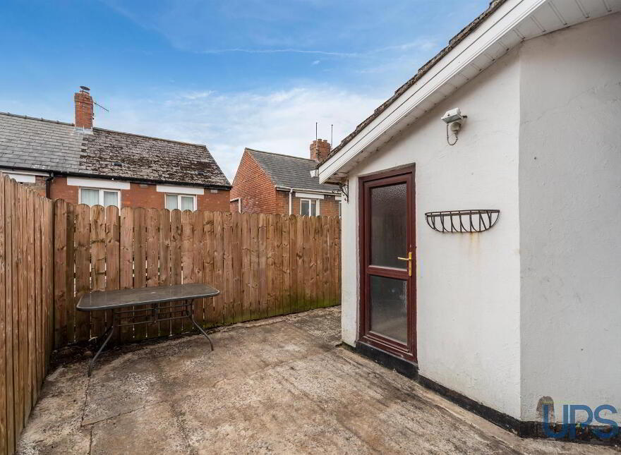 434 Springfield Road, Belfast, BT12 7DW