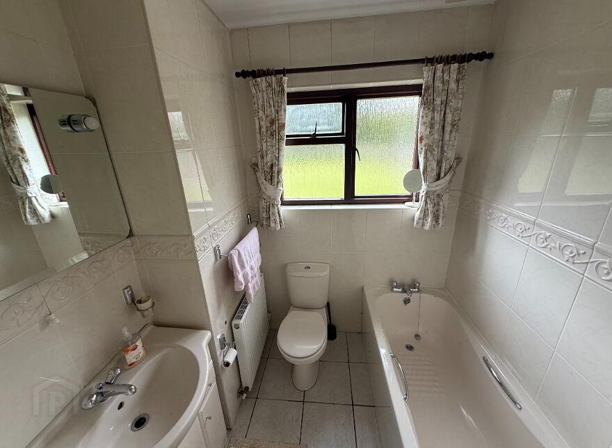 15 Cockhill Road, Lisburn, BT27 5RS