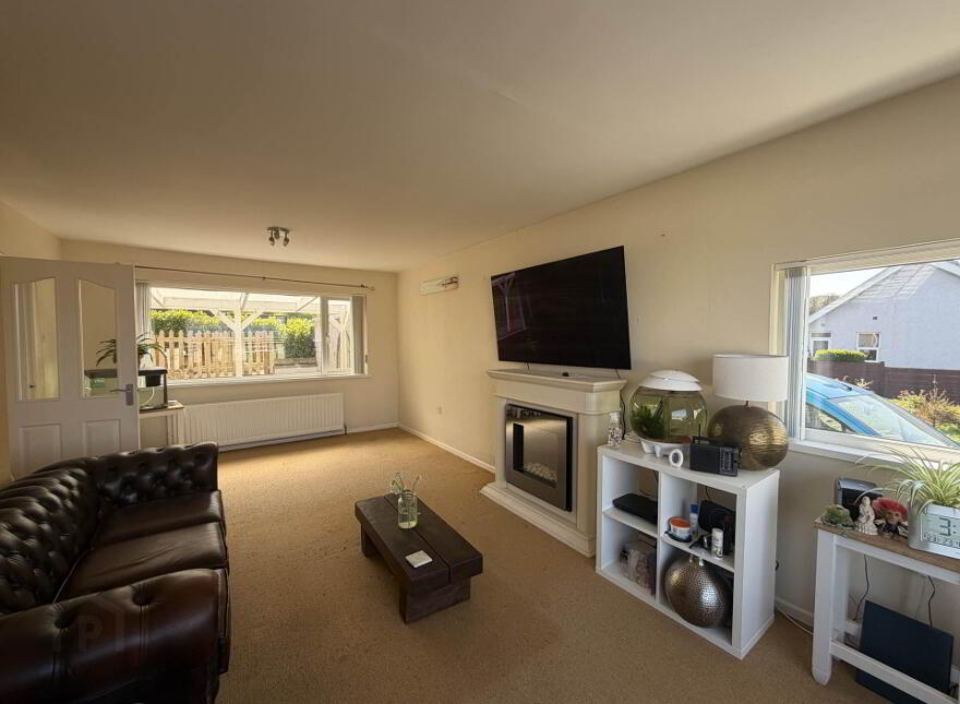 88 Coast Road, Larne, BT40 1TZ