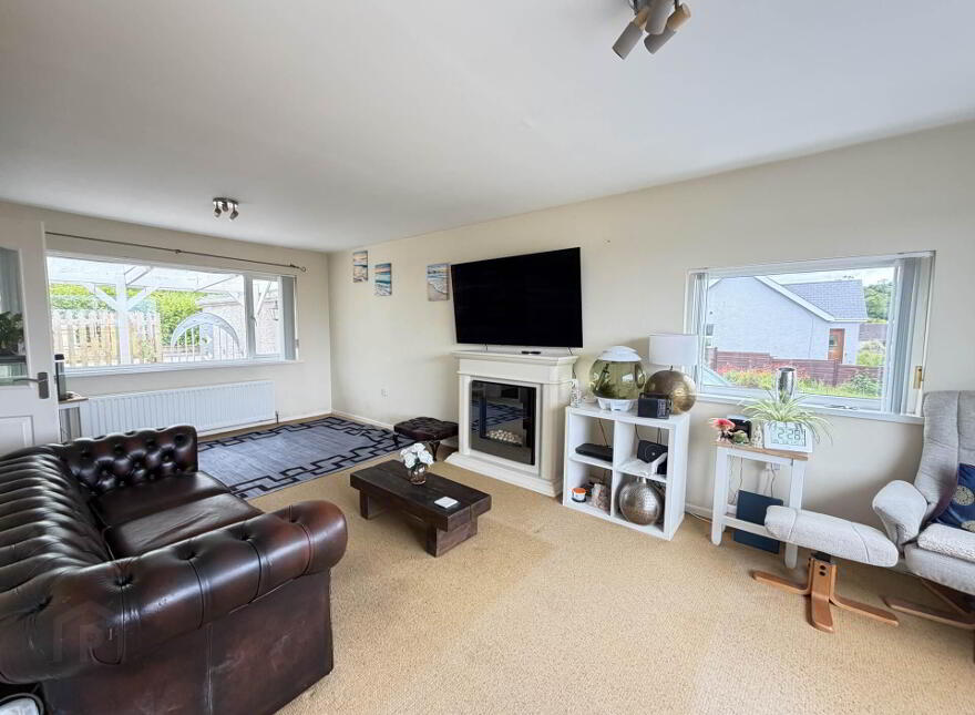88 Coast Road, Larne, BT40 1TZ