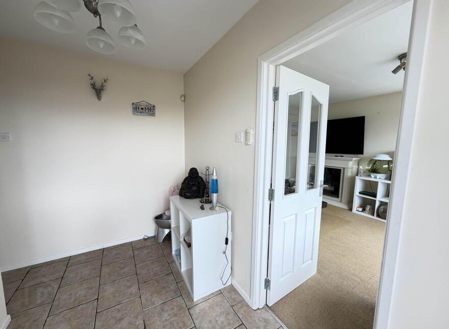 88 Coast Road, Larne, BT40 1TZ