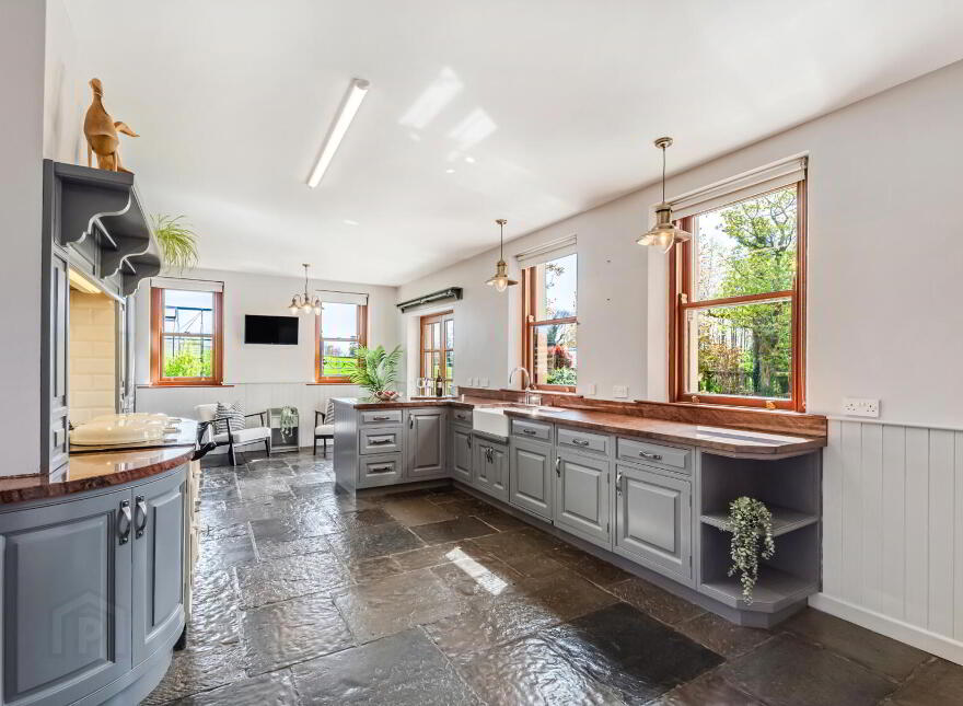 25 Kilty Hill, Ballinaskeagh, Banbridge, BT32 5EE