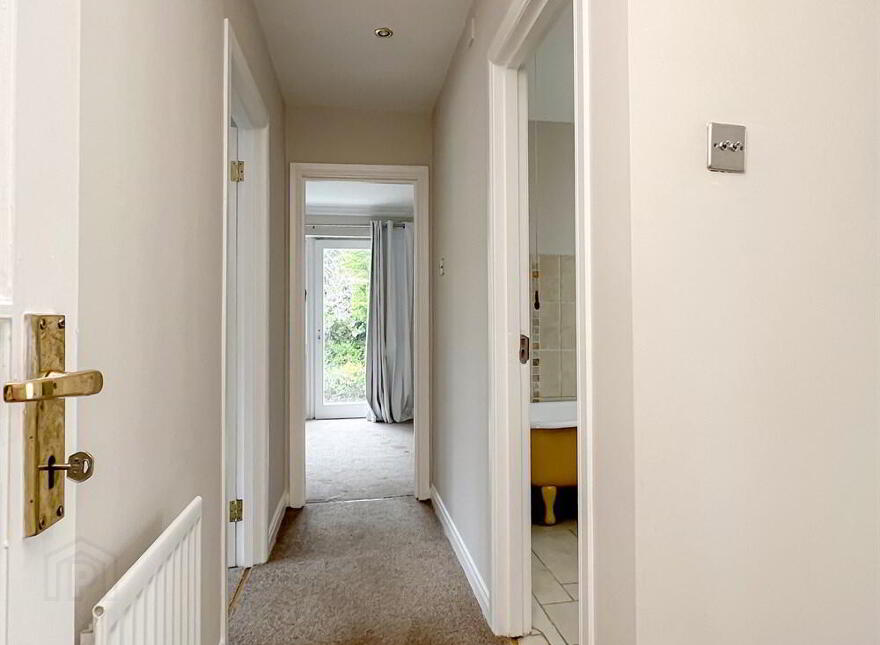 3a Dromara Road, Hillsborough, BT26 6HY