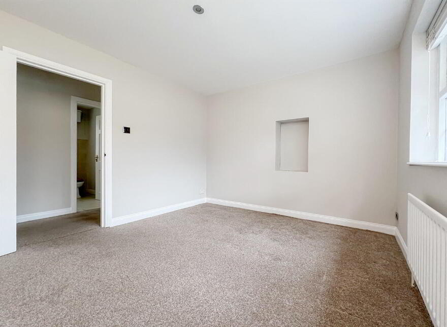 3a Dromara Road, Hillsborough, BT26 6HY