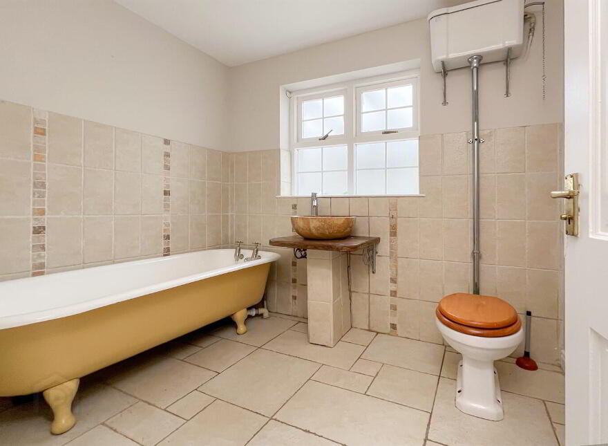 3a Dromara Road, Hillsborough, BT26 6HY