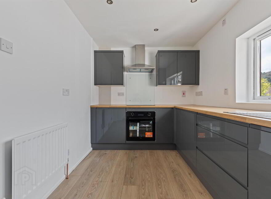 34d Carmeen Gardens, Newtownards, BT23 4PP